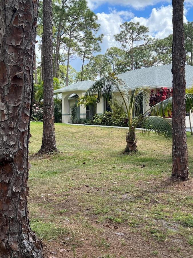 Private Tropical Paradise Guesthouse! Loxahatchee Εξωτερικό φωτογραφία